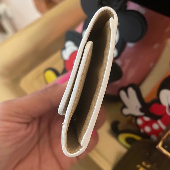 ‼️SOLD on Ⓜ️‼️Flash Sale 🎉Authentic Louis Vuitton Damier Azur Ring Keyholder - Picture 5 of 15